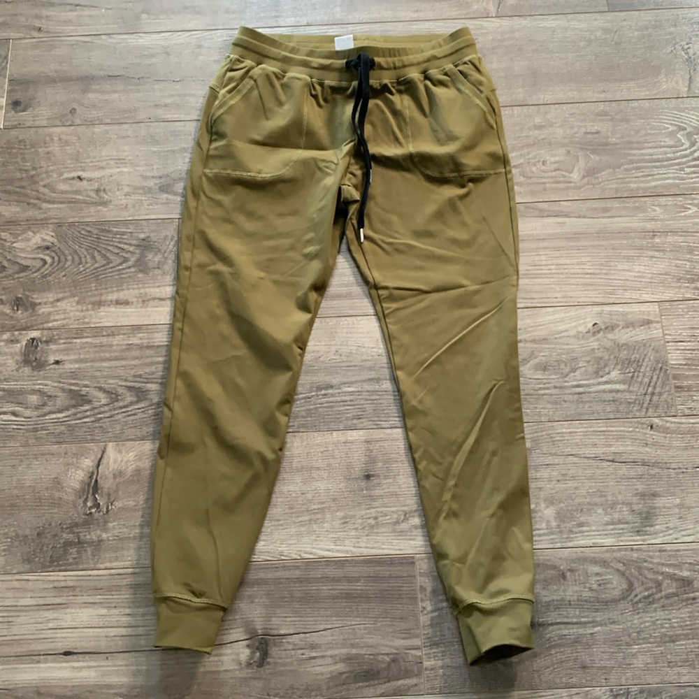 Zyia Joggers